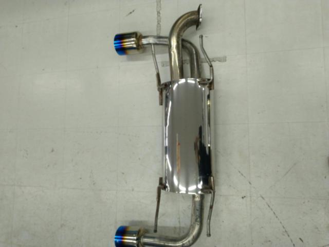 ไม่ทราบผู้ผลิต TOYOTA 86 ZN6/SUBARU BRZ ZC6 *ท่อไอเสียซ้ายและขวารุ่นแรก
