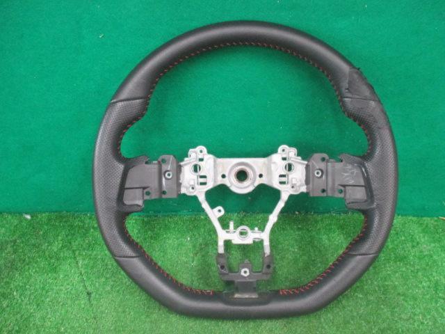 ★ลดราคาครั้งใหญ่!!★ พวงมาลัยหนังแท้ SUBARU WRX STi/VAB