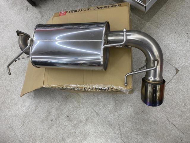 *ยางหลัง Kakimoto Kai Class KR JQR10101249S Impreza GH2/3/6/7 มีเพียง 1 ส่วนเท่านั้น