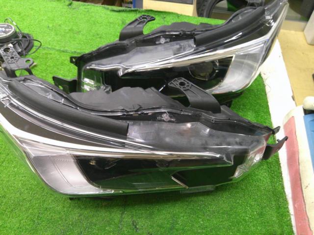 ไฟหน้าแท้ Subaru WRX S4/VBH