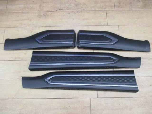 ★ลดราคาครั้งใหญ่!!★ คิ้วใต้ประตูแท้ SUBARU Forester/SL series