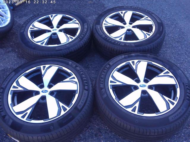 ของแท้ Subaru Forester SK series Advance Late + MICHELIN e・PRIMACY 225/55-18 Y11625