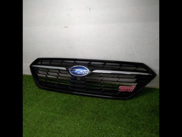 ♪รายการลดราคาเดือนมิถุนายน!!♪ กระจังหน้าแท้ Subaru Levorg STI