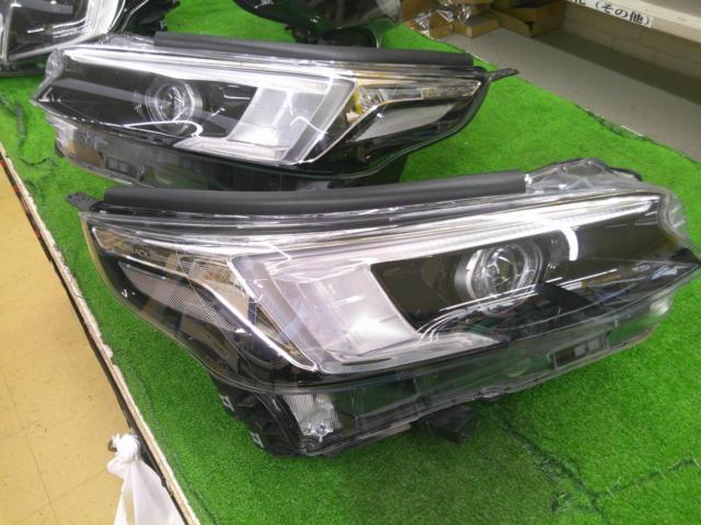ไฟหน้า LED แท้ Subaru Legacy Outback BT5