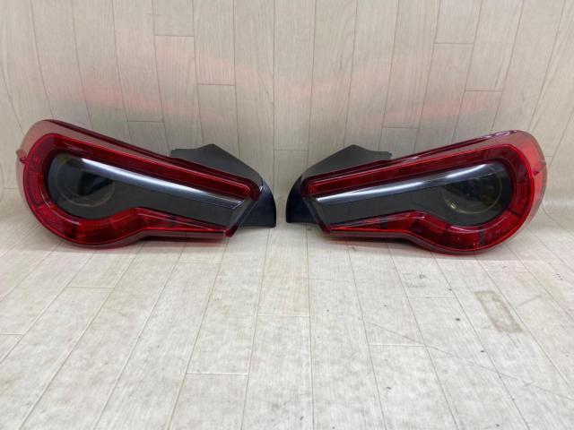 เลนส์ท้ายแท้ Subaru BRZ Late