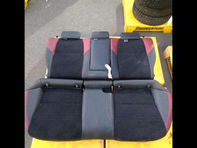 ★ราคาพิเศษสำหรับสมาชิกแอปเท่านั้น!!★Subaru WRX STI VAB Late ASSY เบาะหลังแท้