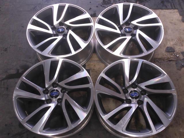 ล้ออะลูมิเนียม Subaru VM Levorg แท้