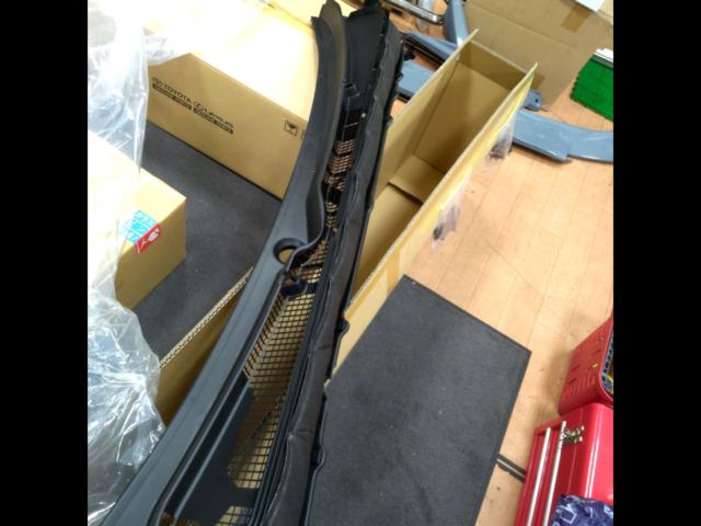 ซ่อม/เปลี่ยนแผงบังลมแท้ Subaru 91411AJ000