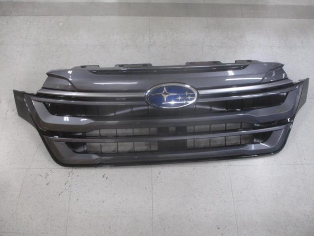 กระจังหน้าแท้ Subaru Forester/SL Series Late ถอดรถใหม่
