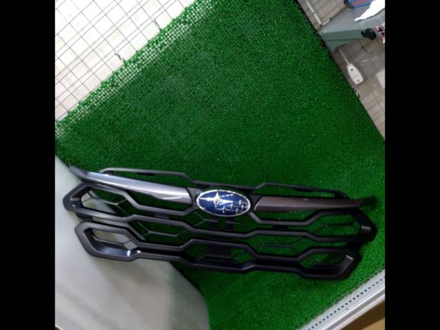 กระจังหน้า SUBARU Crosstrek แท้
