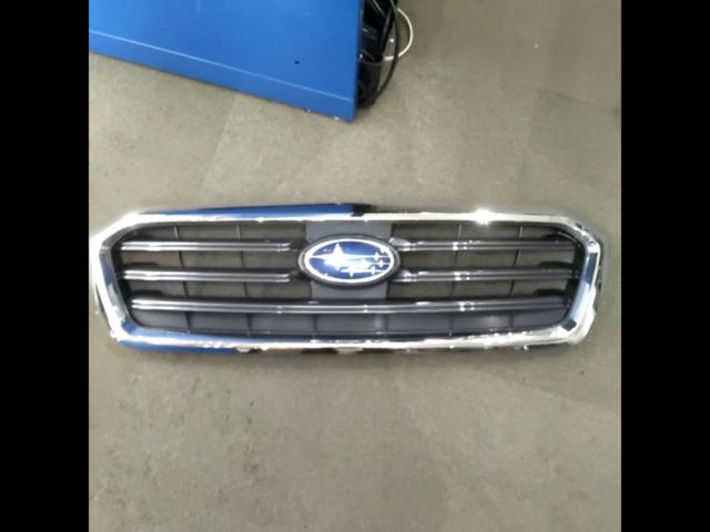 กระจังหน้าแท้ Subaru Levorg VM series