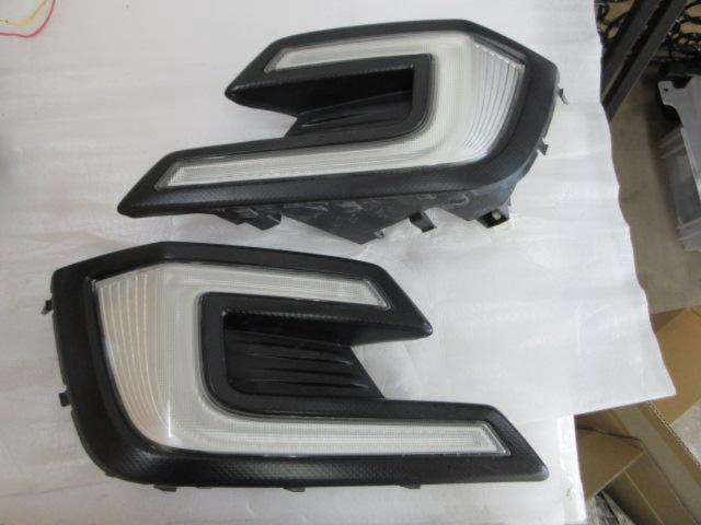 SUBARU Exiga ไฟตัดหมอก+ฝาครอบแท้ (Z05652)