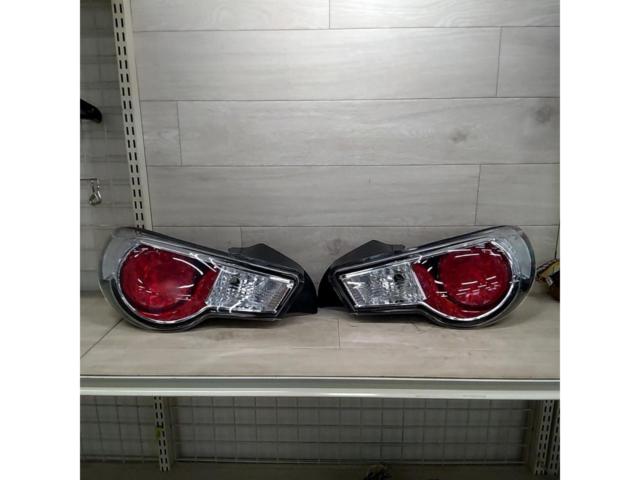 เลนส์ท้ายแท้ Toyota 86 ZN6/BRZ ZC6 Early