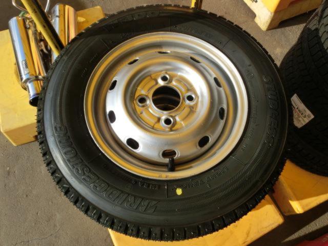 Subaru แท้ (SUBARU) ล้อเหล็กแท้ Sambar + BRIDGESTONE (Bridgestone) W300