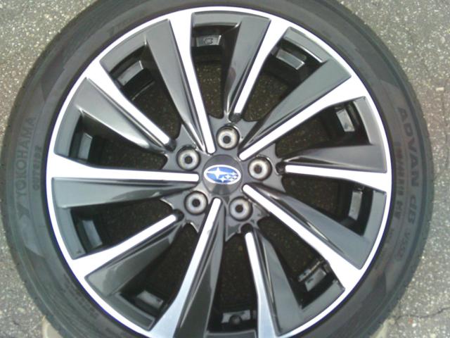 ล้อแท้ Subaru Levorg/VN5 STI Sport + YOKOHAMA ADVAN dB V552