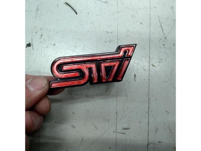 SUBARU ประดับหน้า STI แท้ (93013VA050)