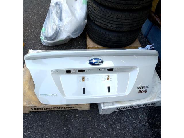 Subaru แท้ WRX S4/VAG D type ท้ายแท้ + สปอยเลอร์ท้าย OP แท้