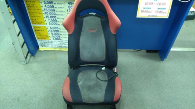 Subaru Impreza WRX STi (GC8) เบาะนั่งแท้ด้านใบอนุญาตขับขี่/ด้าน RH