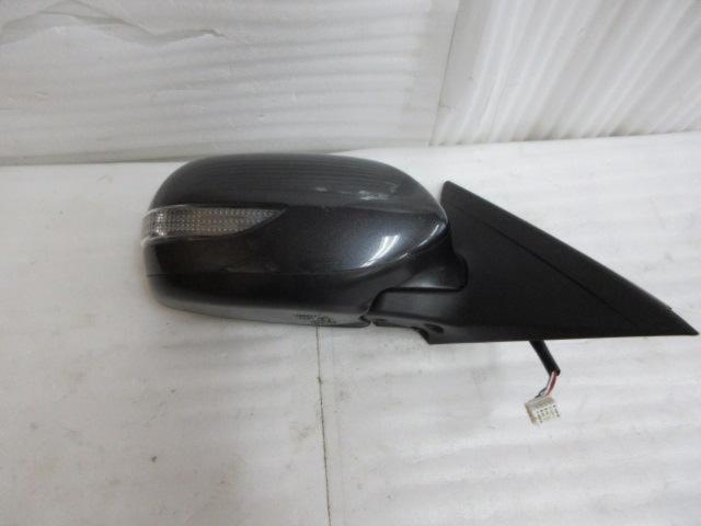 *ปัจจุบันจำหน่ายเฉพาะกระจกมองข้างแท้ Subaru Impreza ด้านคนขับ (Z07240)