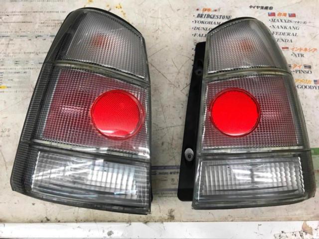 SUBARU Pleo RS ไฟท้ายใสแท้ 2/2