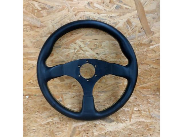 WB STEERING TypeIII 350 พวงมาลัยหนัง Stitchr สีเหลือง