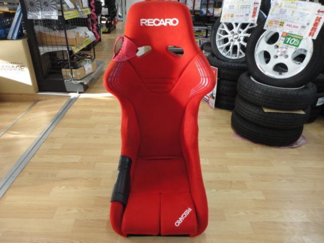 RECARO RS-GS สีแดง ไม่มีสติ๊กเกอร์ FIA