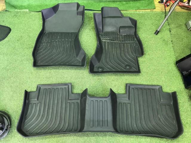 ไม่ทราบผู้ผลิต SJ series แผ่นยาง Forester 3D
