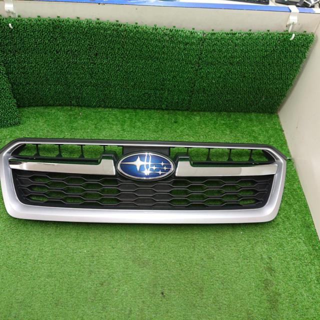 กระจังหน้า Subaru Impreza GP series แท้