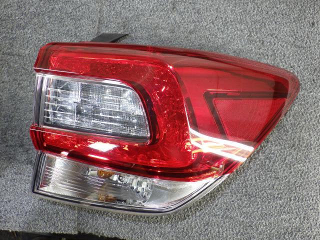 MOBIS ไฟท้ายขวา (Impreza) อะไหล่แท้ เลนส์ท้าย 84912FL241