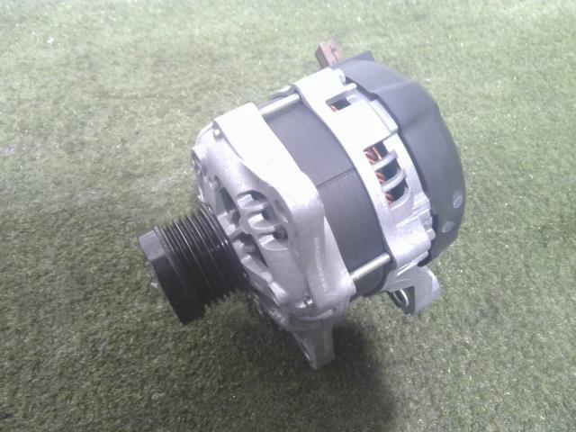 DENSO Alternator (Impreza) อะไหล่แท้การปรับแต่งอุปกรณ์ไฟฟ้า 23700AA971