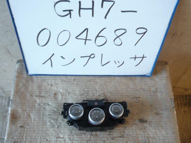 แผงสวิตซ์แอร์(Impreza) อะไหล่แท้ ภายในอื่นๆ 72311FG000