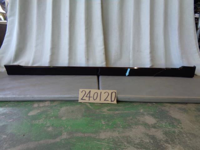 กาบบันไดข้างขวา (Impreza) อะไหล่แท้ ข้างแอโร 96051FJ000V2