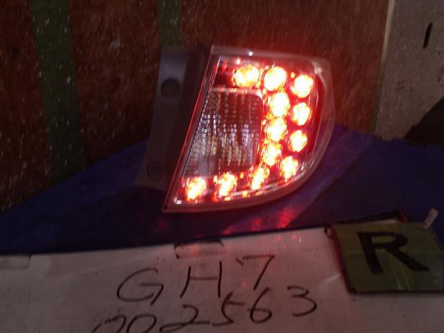 ไฟท้ายขวา Koito (Impreza) อะไหล่แท้ เลนส์ท้าย 84912FG000