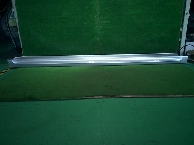 กาบบันไดข้างขวา (Legacy) อะไหล่แท้ Side Aero 96051AJ020TQ