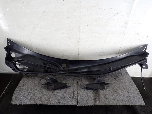 แผงครอบด้านบน Subaru (86) อะไหล่แท้ อะไหล่อื่นๆ ตัวถัง SU003-01235