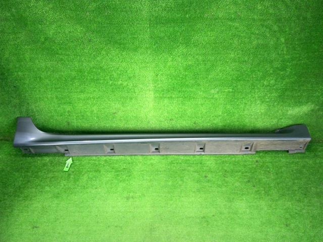 กาบบันไดข้างขวา (Levorg) อะไหล่แท้ ข้าง aero 96051VA020M1