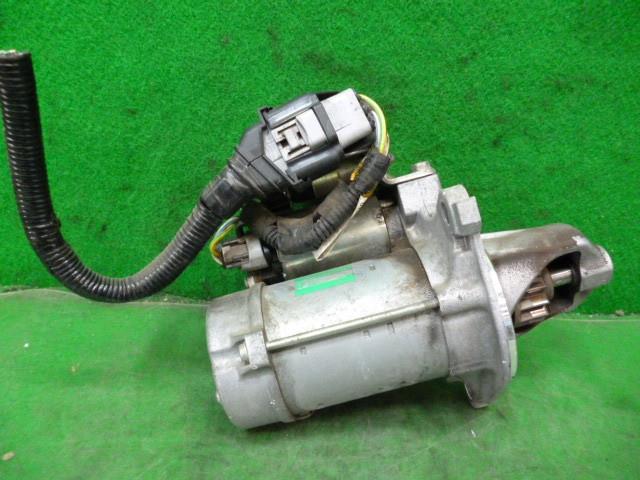 DENSO Cell Motor (Levorg) อะไหล่แท้สำหรับปรับแต่งอุปกรณ์ไฟฟ้า 23300AA701