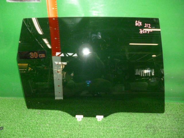 กระจกประตูกลางขวาR (Forester) อะไหล่แท้ อะไหล่ตัวถังอื่นๆ 62011SJ020