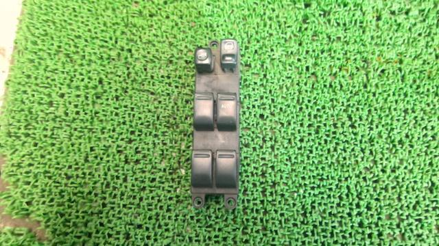 สวิตช์กระจกไฟฟ้า(Forester) อะไหล่แท้ ระบบไฟฟ้าอื่นๆ 83071SA000