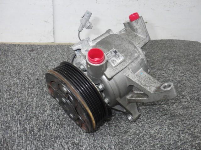 คอมเพรสเซอร์แอร์ Valeo (Impreza) อะไหล่แท้ ระบบไฟฟ้าอื่นๆ 73111FL000