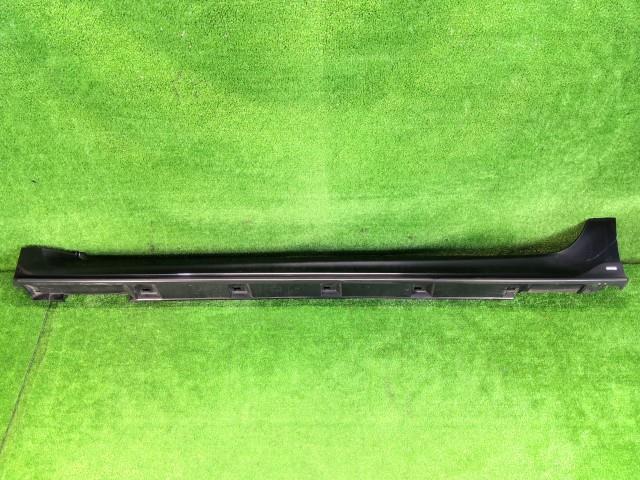 กาบบันไดข้างซ้าย (Levorg) อะไหล่แท้ ข้างแอโร 96051VA030EN