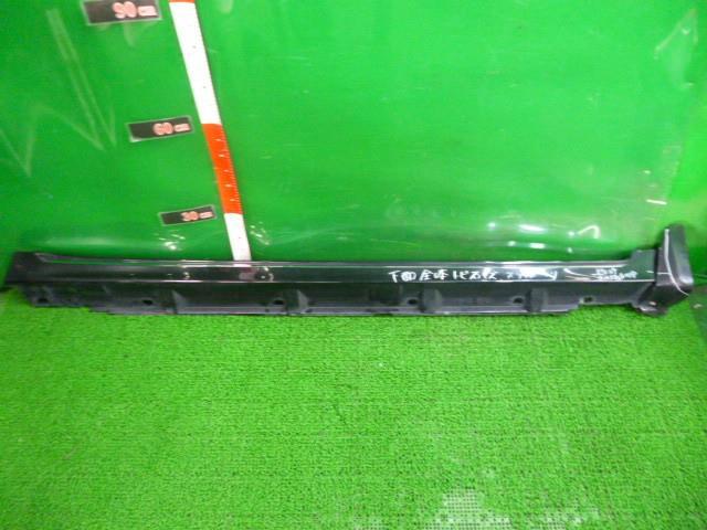 กาบบันไดข้างขวา (Legacy) อะไหล่แท้ Side Aero 96051AL040EN