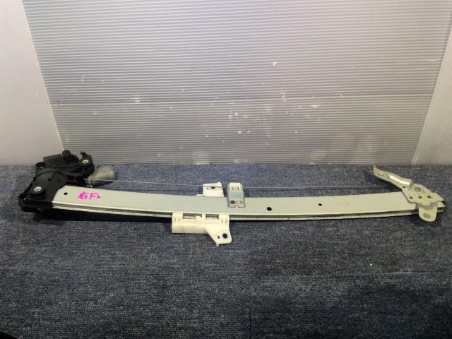 มอเตอร์ควบคุมประตู F ขวา (Forester) อะไหล่แท้ อุปกรณ์ไฟฟ้าอื่นๆ 61188SJ000