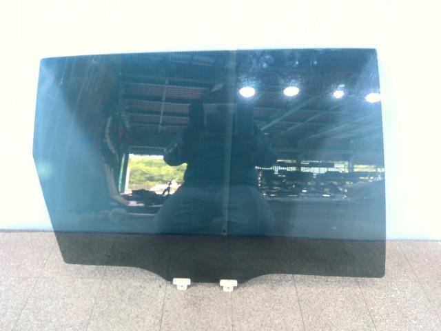 กระจกประตูกลางขวาR (Forester) อะไหล่แท้ อะไหล่ตัวถังอื่นๆ 62011SJ020