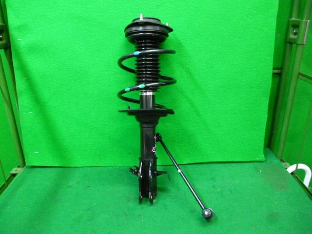Showa Right F Strut (Impreza) อะไหล่แท้ชุดช่วงล่าง 20310FN140