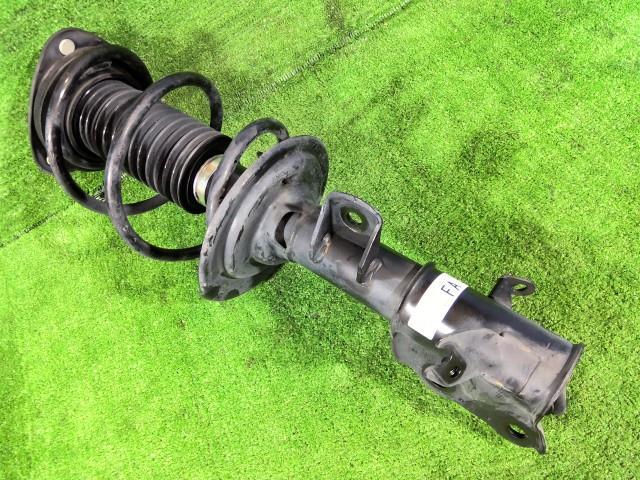 SHOWA ซ้าย F Strut (Impreza) อะไหล่แท้ชุดช่วงล่าง 20310FL412