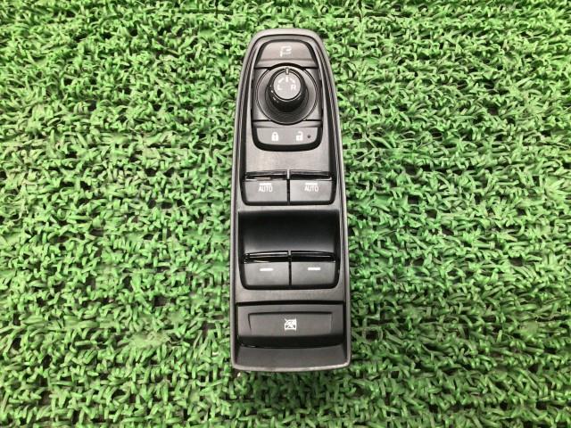 สวิตช์กระจกไฟฟ้า Tokai Rica (Impreza) อะไหล่แท้ ระบบไฟฟ้าอื่นๆ 83071FL000